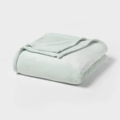 Recycled Polyester Throw Blanket - Room Essentials™ -Room Essentials Sales Store GUEST 011ddd1b 5778 4884 8143 f215ea2d5c41