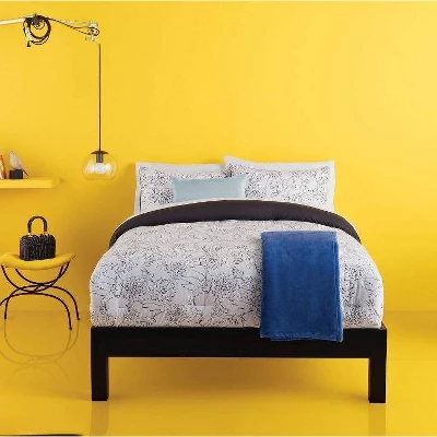 Room Essentials Bedset Collection 1 Room Essentials Bedset Collection