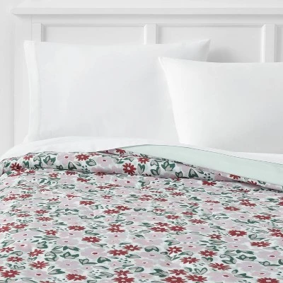 Microfiber Reversible Floral Print Comforter Light Purple/Mint Green - Room Essentials™ 6 Microfiber Reversible Floral Print Comforter Light Purple/Mint Green - Room Essentials™ - Image 6